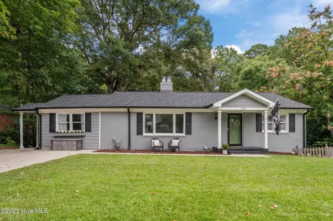 1114 S Overlook Dr, Greenville, NC 27858