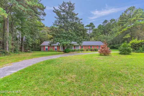 205 Quail Ridge Rd, Wilmington, NC 28409