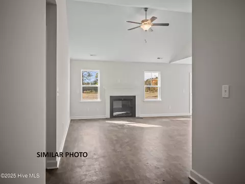 402 Windermere Rd, Hubert, NC 28539 photo 4