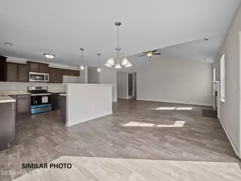 402 Windermere Rd, Hubert, NC 28539 photo 7
