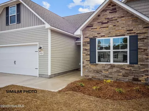402 Windermere Rd, Hubert, NC 28539 photo 3