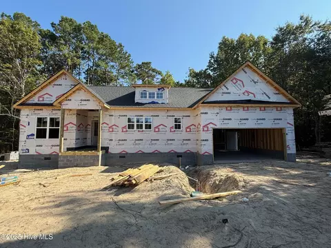 128 Navy Blue Dr, Jacksonville, NC 28540