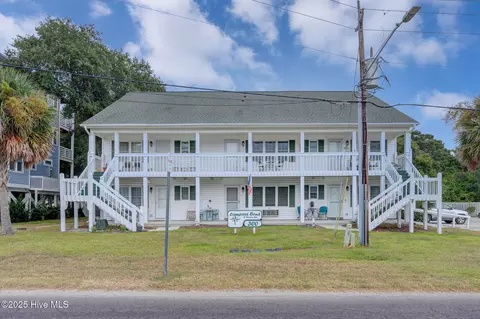 300 Spencer Farlow Dr #H, Carolina Beach, NC 28428