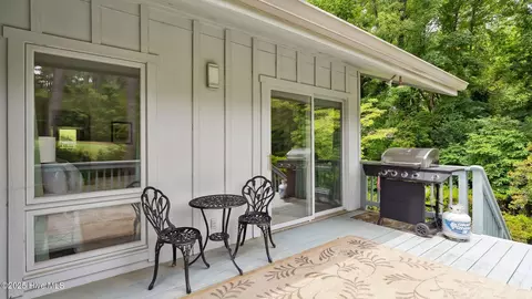Exterior - 145 Turtle Point Rd, Pinehurst, NC 28374 photo 6 of 8