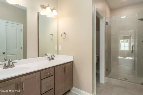 Bath - 110 Bridge Point Cir, Cedar Point, NC 28584 photo 1 of 4