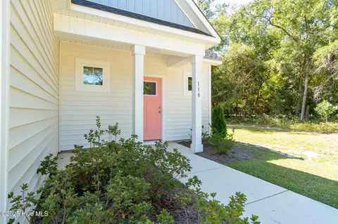 Exterior - 110 Bridge Point Cir, Cedar Point, NC 28584 photo 1 of 8