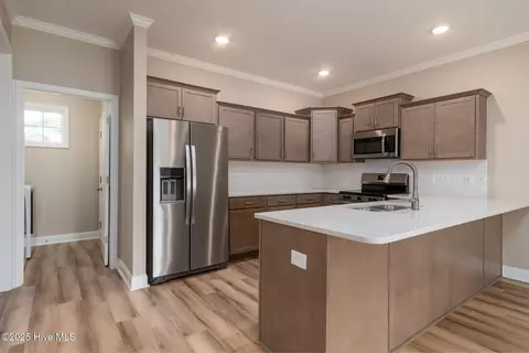 Kitchen - 110 Bridge Point Cir, Cedar Point, NC 28584 photo 1 of 5