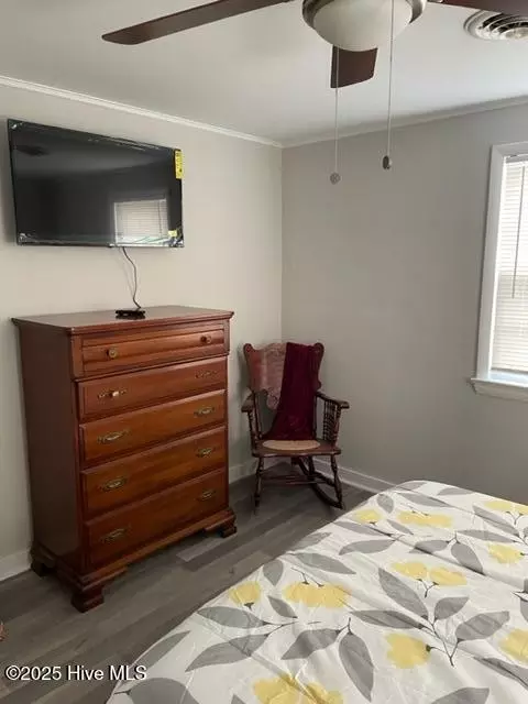 Bedroom - 105 W Avalon Dr, Kill Devil Hills, NC 27948 photo 2 of 4