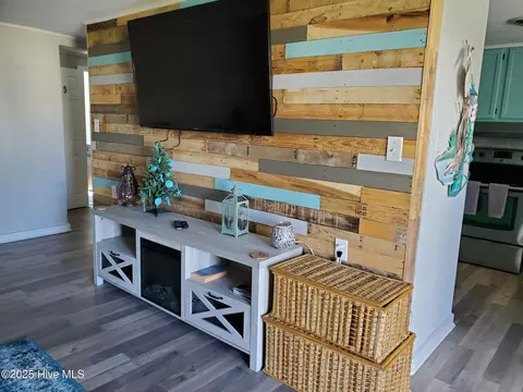 Living - 105 W Avalon Dr, Kill Devil Hills, NC 27948 photo 3 of 3