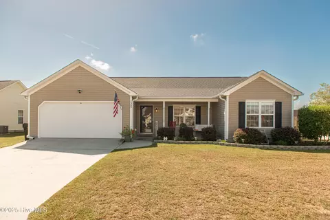 7300 Woodhall Dr, Wilmington, NC 28411