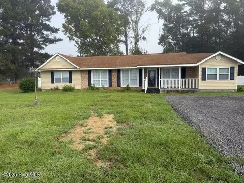 9157 Us 158 Hwy, Conway, NC 27820