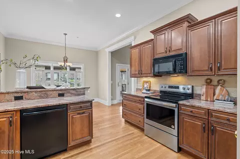 Kitchen - 7 Stanton Cir, Pinehurst, NC 28374 photo 1 of 2
