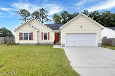 94 Pollard Dr, Jacksonville, NC 28540