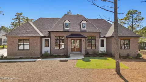 145 Sugar Sand Ln, West End, NC 27376