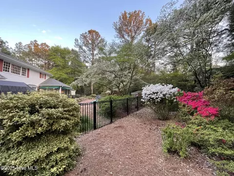 Exterior - 80 Wilson Rd, Pinehurst, NC 28374 photo 8 of 17