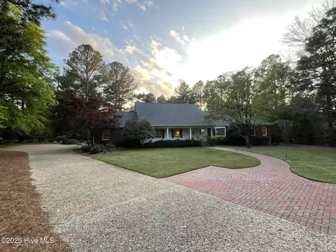 Exterior - 80 Wilson Rd, Pinehurst, NC 28374 photo 3 of 17