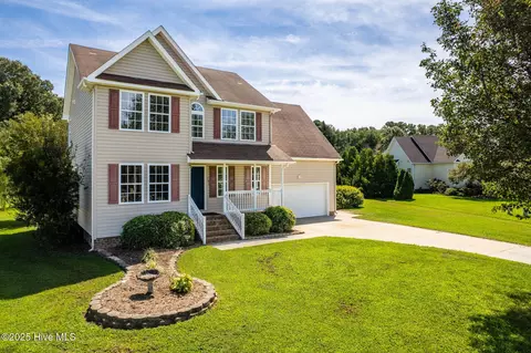 101 Donna Ct, Moyock, NC 27958