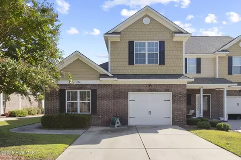 1127 Braybrooke Pl, Fayetteville, NC 28314