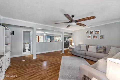 104 Edens St, Hamlet, NC 28345