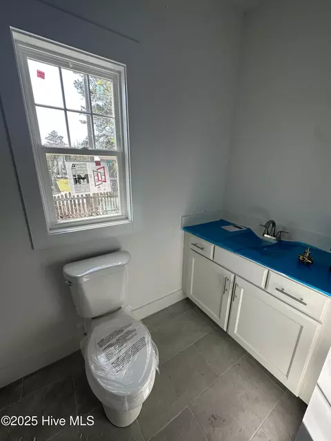 111 Colbert Ln, Hampstead, NC 28443 photo 8