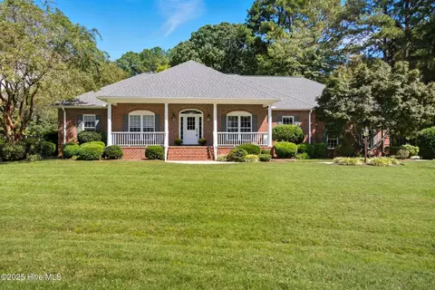 105 Franks Creek Cir, Hertford, NC 27944
