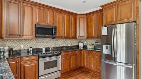 Kitchen - 8 Lodge Pole Ln, Pinehurst, NC 28374 photo 2 of 4