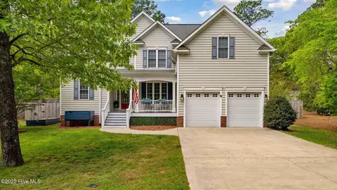 8 Lodge Pole Ln, Pinehurst, NC 28374