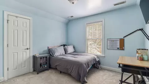 Bedroom - 8 Lodge Pole Ln, Pinehurst, NC 28374 photo 6 of 9