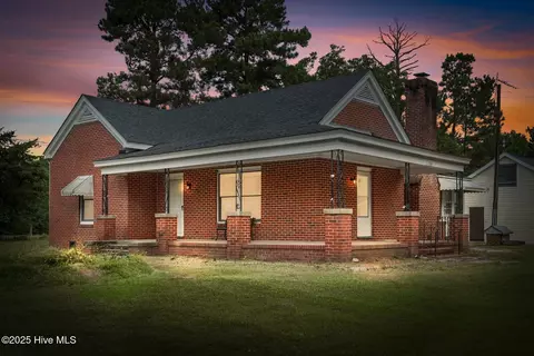 7100 Hunter Hill Rd, Rocky Mount, NC 27804