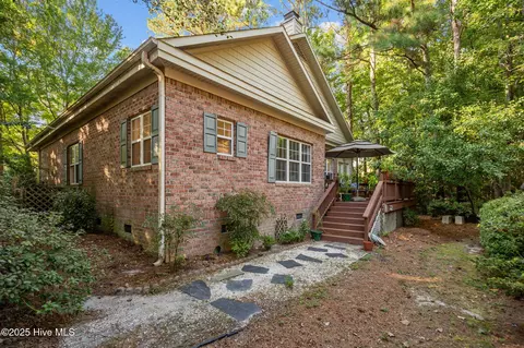 Exterior - 109 E Sanderling Cir, Hampstead, NC 28443 photo 11 of 11