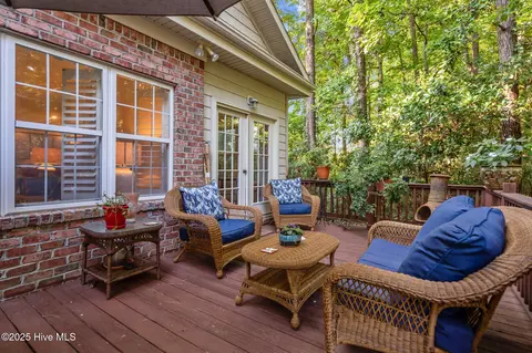 109 E Sanderling Cir, Hampstead, NC 28443