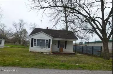 106 E 4th Ave, Chadbourn, NC 28431
