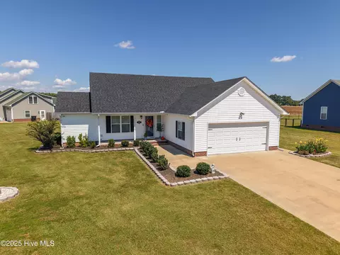 1016 Riley Dr, Elizabeth City, NC 27909