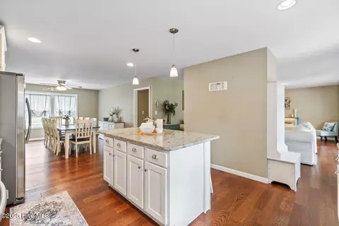 Kitchen - 151 Olde Point Rd, Hampstead, NC 28443 photo 3 of 3