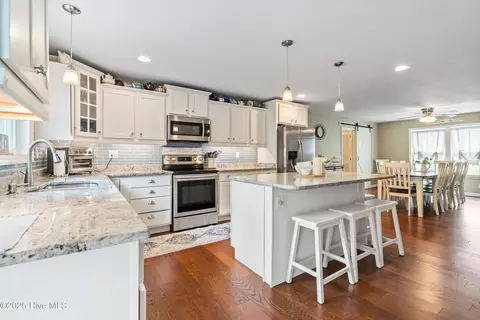 Kitchen - 151 Olde Point Rd, Hampstead, NC 28443 photo 1 of 3