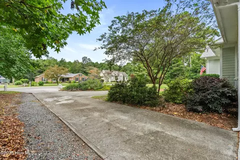 Exterior - 151 Olde Point Rd, Hampstead, NC 28443 photo 2 of 9