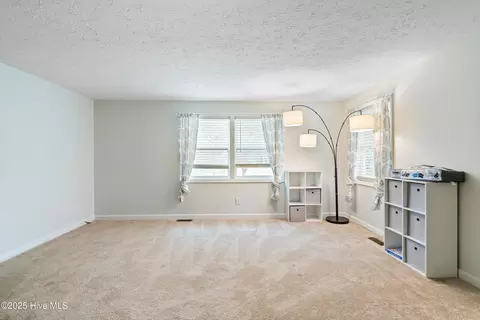 Living - 151 Olde Point Rd, Hampstead, NC 28443 photo 3 of 3