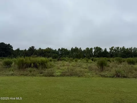 331 Tucker St, Grifton, NC 28530