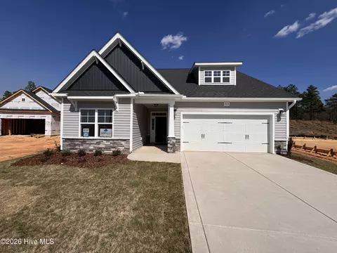 243 Rough Rdg Trl #19, Aberdeen, NC 28315