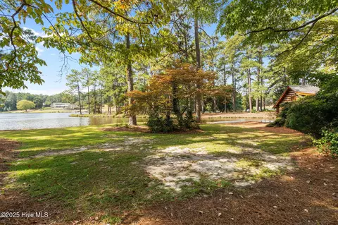 75 Apawamis Cir, Pinehurst, NC 28374 photo 6