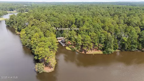 75 Apawamis Cir, Pinehurst, NC 28374