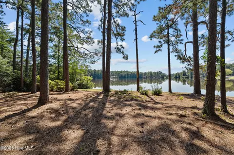 75 Apawamis Cir, Pinehurst, NC 28374 photo 17