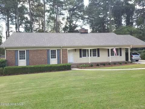1113 Parkside Dr NW, Wilson, NC 27896