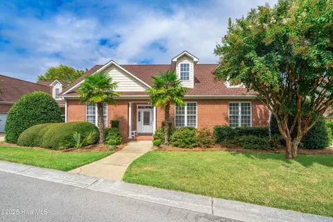 1100 Pointe Summerset Dr, Wilmington, NC 28403