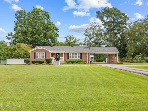 4118 Old Cherry Point Rd, New Bern, NC 28560