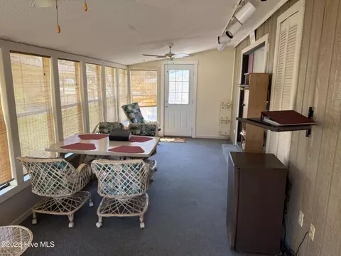 609 Outrigger Ct, Hampstead, NC 28443 photo 30