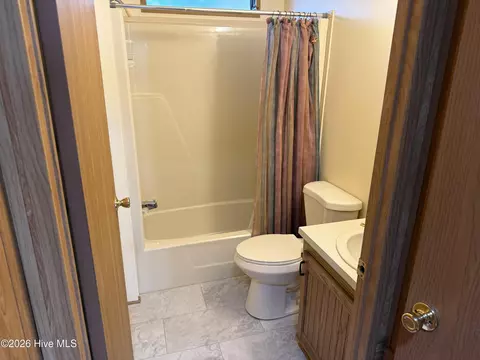 609 Outrigger Ct, Hampstead, NC 28443 photo 19