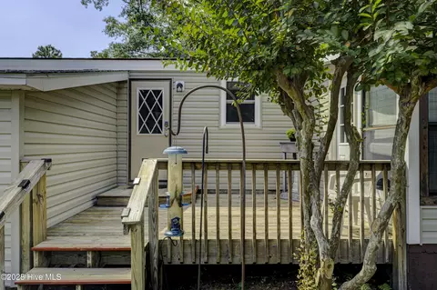 609 Outrigger Ct, Hampstead, NC 28443 photo 29