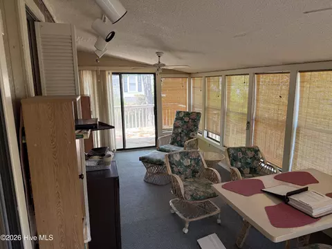 609 Outrigger Ct, Hampstead, NC 28443 photo 29