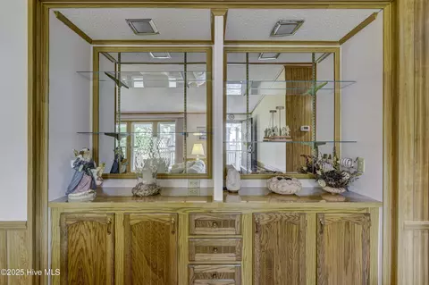 609 Outrigger Ct, Hampstead, NC 28443 photo 9